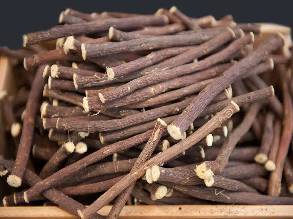 licorice root extract works wonders for boosting immune system