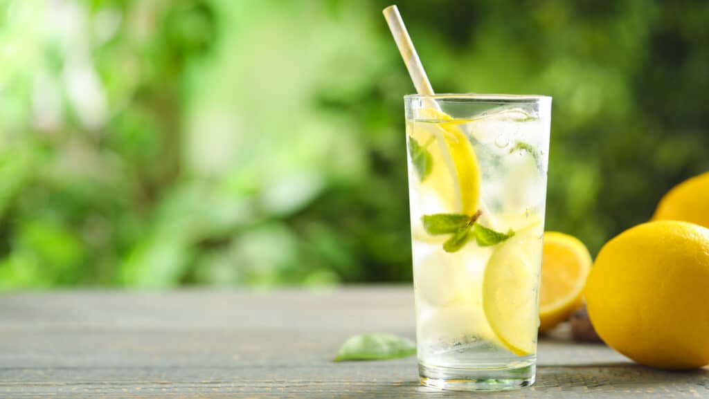 drinking water with lemon before and throughout a meal can provide satiation, and make healthy eating when dining out easier.